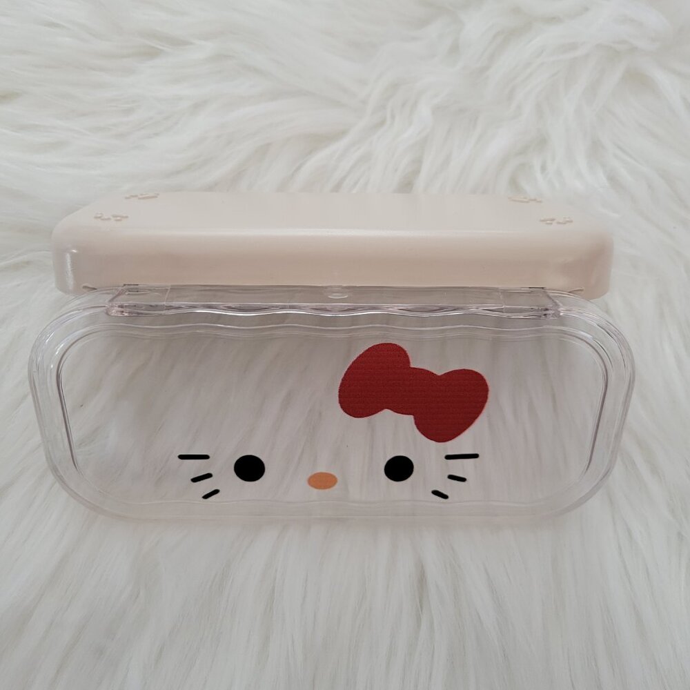 Hello Kitty Hard Shell Glasses Case - Picture 3 of 5